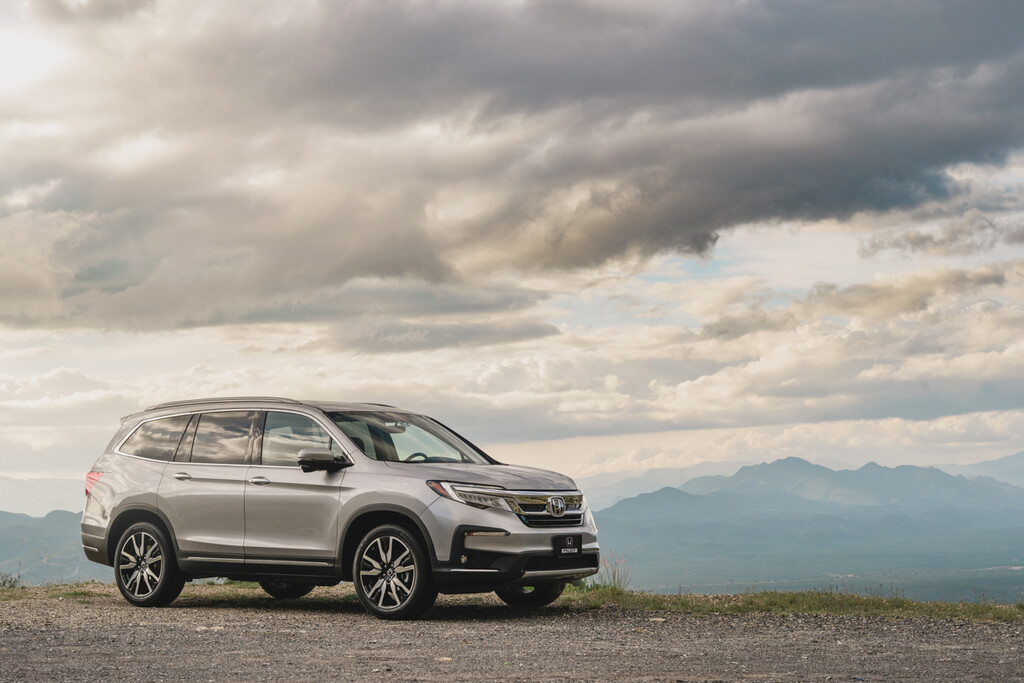 Honda Pilot 2022 llega a México: precio y lanzamiento del SUV con alma de minivan (y tres filas de asientos) Honda Pilot 2022 llega a México: precio y lanzamiento del SUV con alma de minivan (y tres filas de asientos)