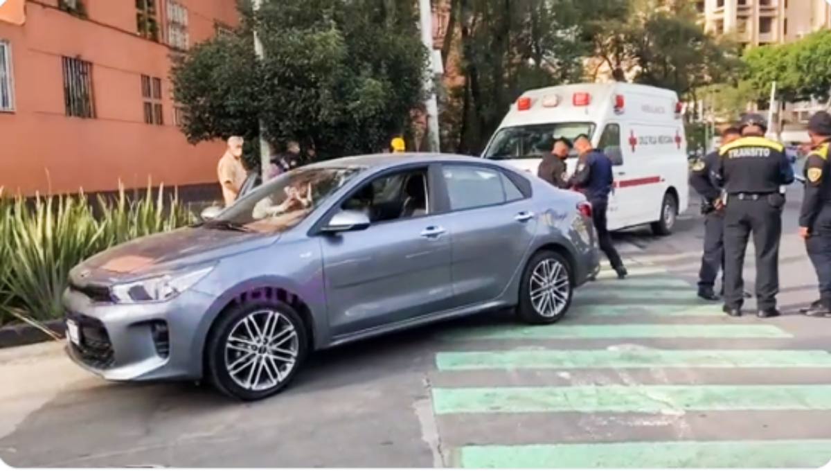 ¿Lady Tránsito? Mujer arrolla a agente de la CDMX porque “no la dejaba pasar” ¿Lady Tránsito? Mujer arrolla a agente de la CDMX porque “no la dejaba pasar”