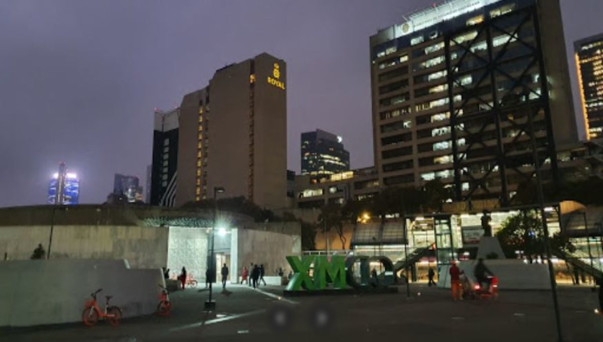 Con palos y cinturonazos, comerciantes atacan a tianguistas LGBTQ en la Glorieta Insurgentes (VIDEO) Con palos y cinturonazos, comerciantes atacan a tianguistas LGBTQ en la Glorieta Insurgentes (VIDEO)