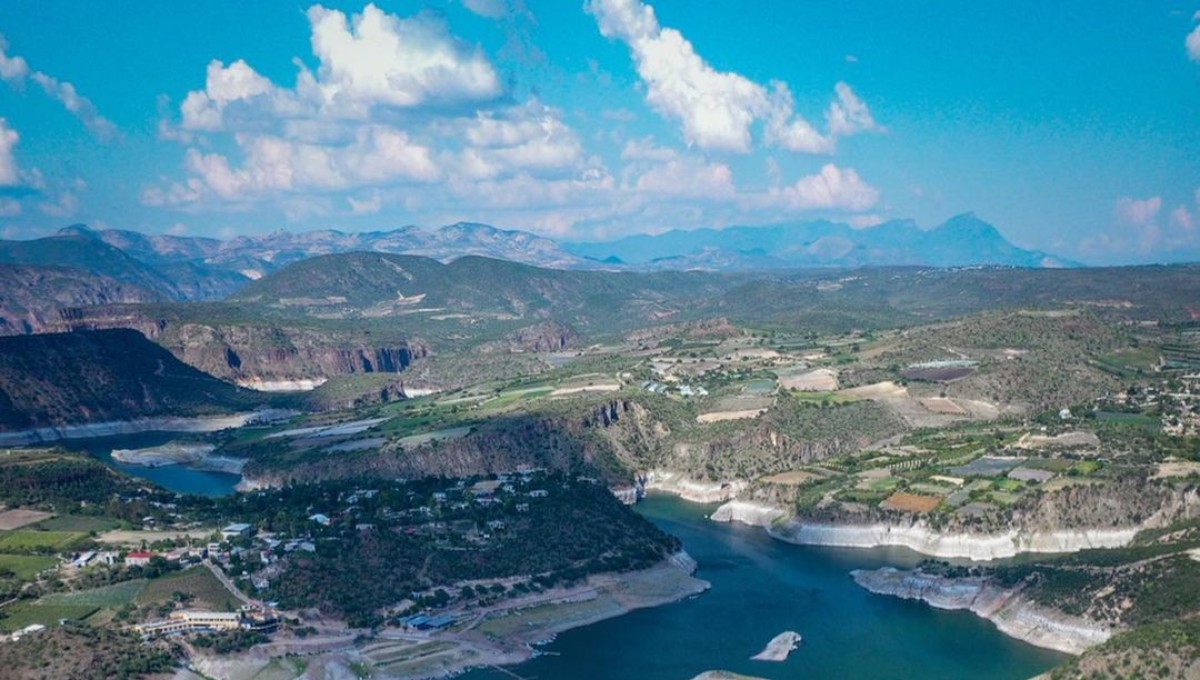 Protección Civil alerta a 4 estados por posible desbordamiento de la presa Zimapán