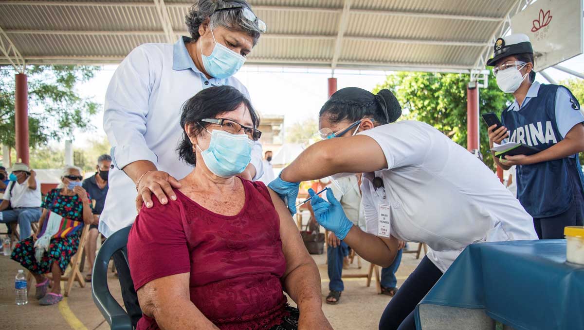 COVID-19 EN MÉXICO: SSA reporta 2,282 contagios y 303 muertes este lunes COVID-19 EN MÉXICO: SSA reporta 2,282 contagios y 303 muertes este lunes
