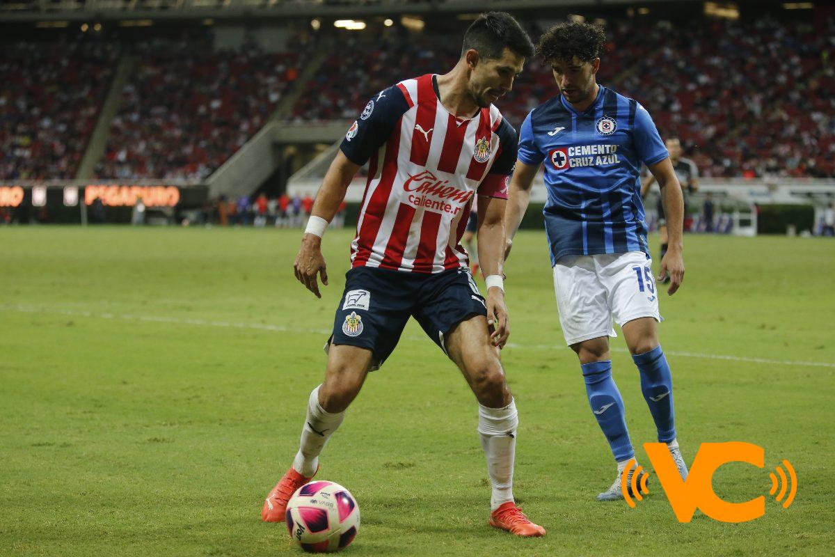 Chivas rescata agónico empate contra Cruz Azul en el Apertura 2021 Chivas rescata agónico empate contra Cruz Azul en el Apertura 2021