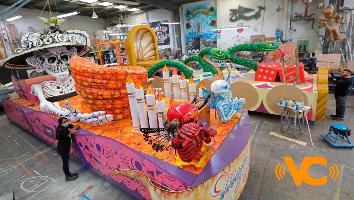 Catrinas y calaveras monumentales están casi listas para desfile del Día de Muertos en CDMX Catrinas y calaveras monumentales están casi listas para desfile del Día de Muertos en CDMX