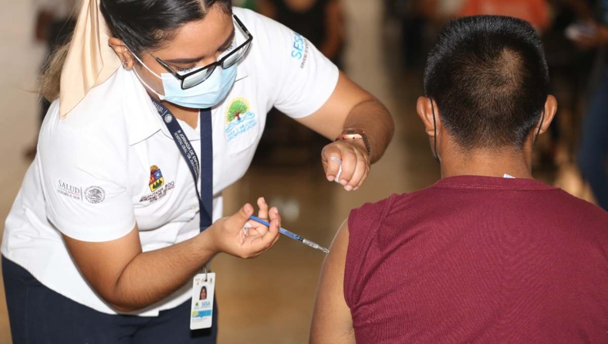 Quintana Roo ya aplicó 1 millón 996 mil 839 dosis de la vacuna contra COVID-19 Quintana Roo ya aplicó 1 millón 996 mil 839 dosis de la vacuna contra COVID-19