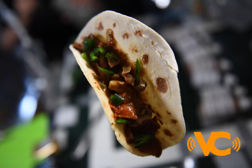 Estos son los primeros chiles cultivados en el espacio: los astronautas armaron una salsita roja para los «mejores tacos espaciales» Estos son los primeros chiles cultivados en el espacio: los astronautas armaron una salsita roja para los «mejores tacos espaciales»