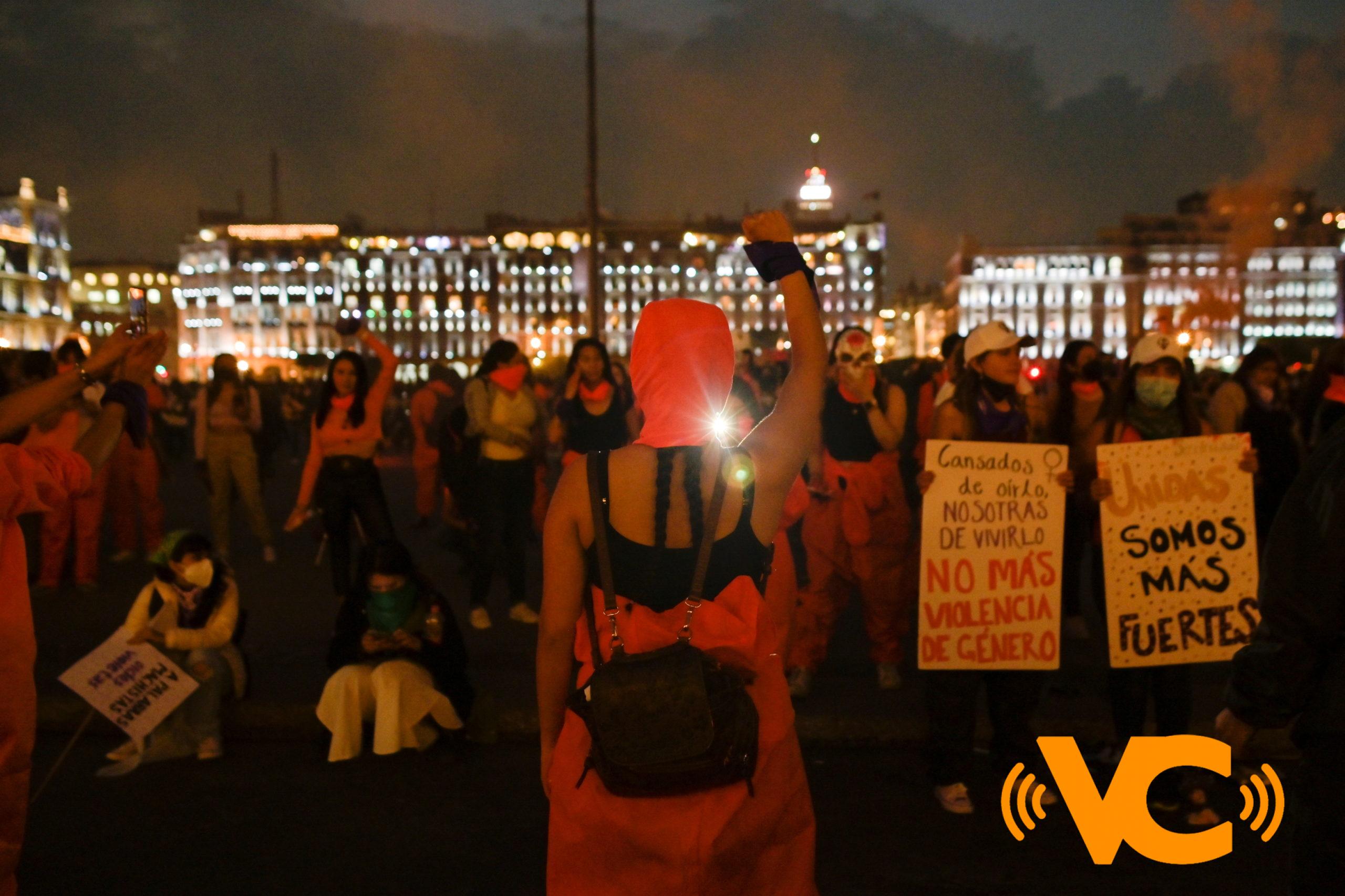 #25N: marcha para erradicar la violencia contra las mujeres en CDMX deja 17 personas heridas #25N: marcha para erradicar la violencia contra las mujeres en CDMX deja 17 personas heridas