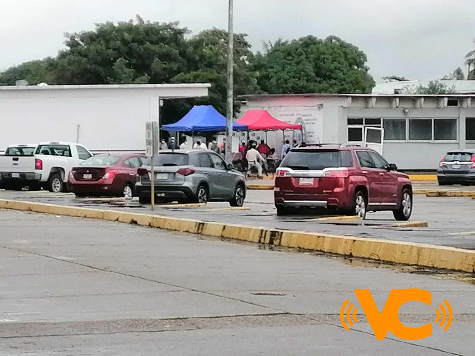 Inician votaciones de la sección 22 y 11 en Agua Dulce y Nanchital