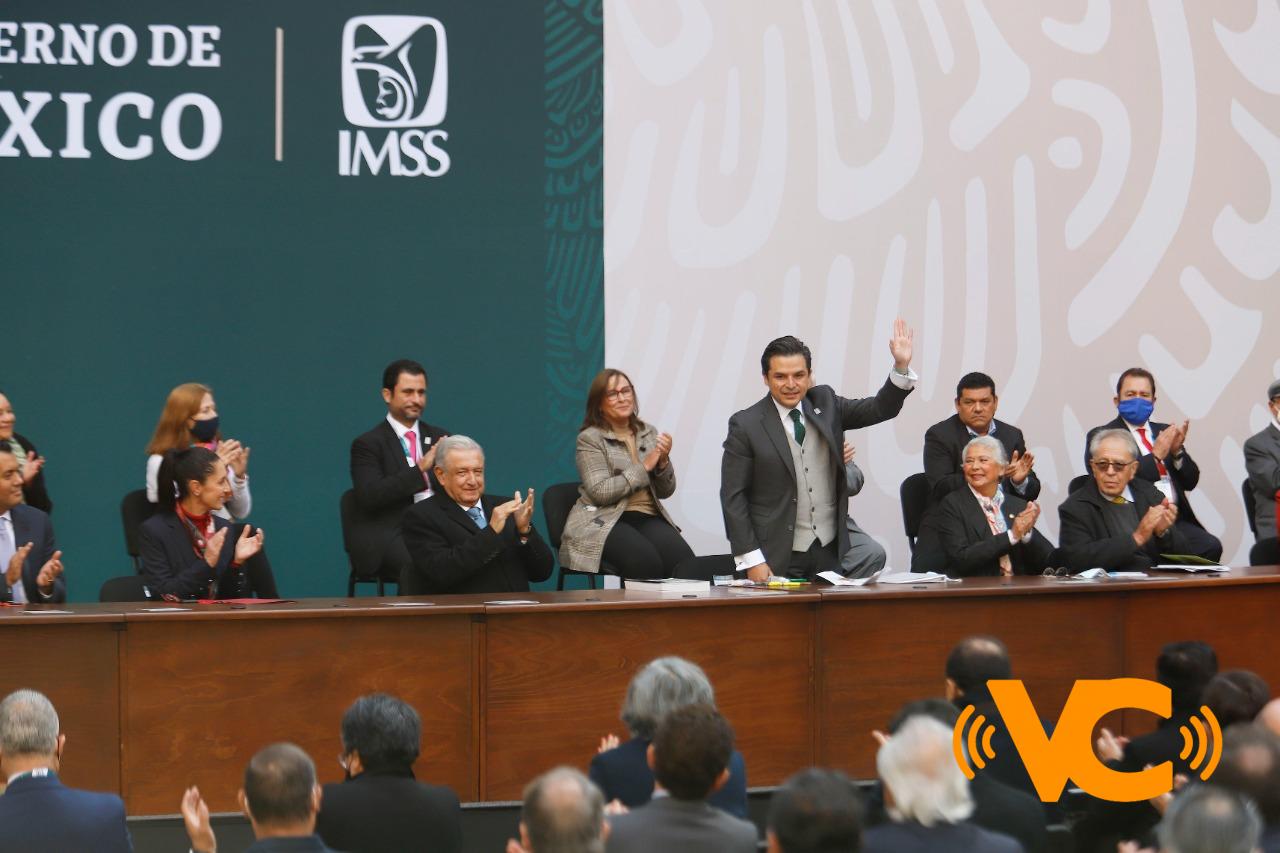 IMSS está en buenas manos con Zoé Robledo, asegura AMLO tras ‘turbulencias’ por COVID