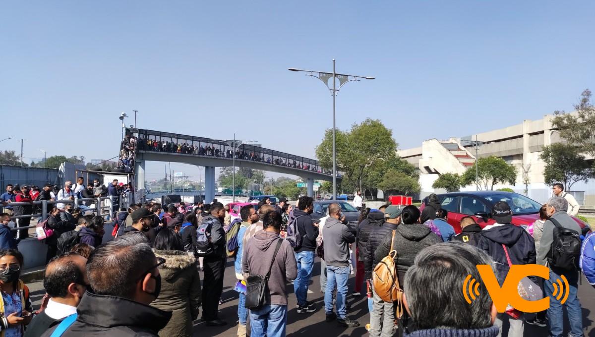 Falla del sistema eléctrico en Línea 9 del Metro CDMX provoca desalojo y protestas de usuarios