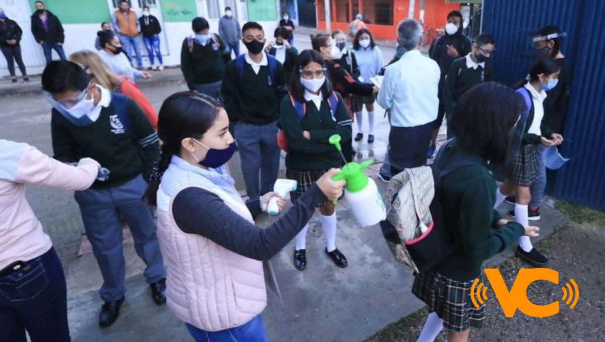 Maestra encuentra una granada mientras organizaba su salón de clases en Naucalpan, Edomex Maestra encuentra una granada mientras organizaba su salón de clases en Naucalpan, Edomex
