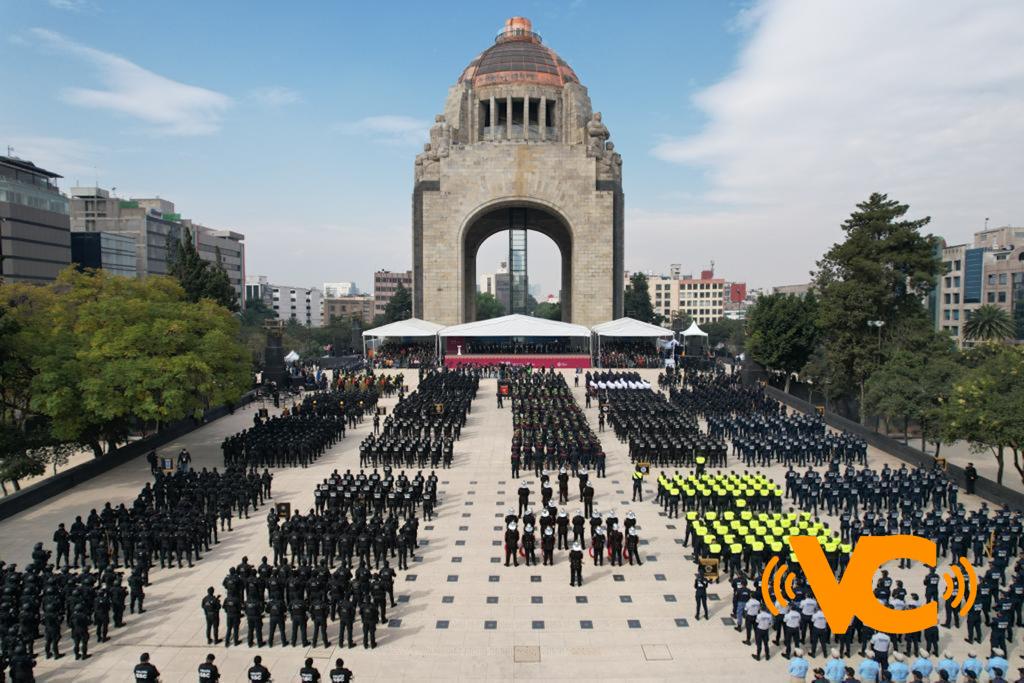 Celebran primer desfile del Día del Policía en CDMX Celebran primer desfile del Día del Policía en CDMX