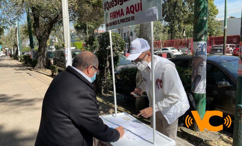 Y firman más muertos… revocación de mandato lleva 247,361 firmas “patito” Y firman más muertos… revocación de mandato lleva 247,361 firmas “patito”