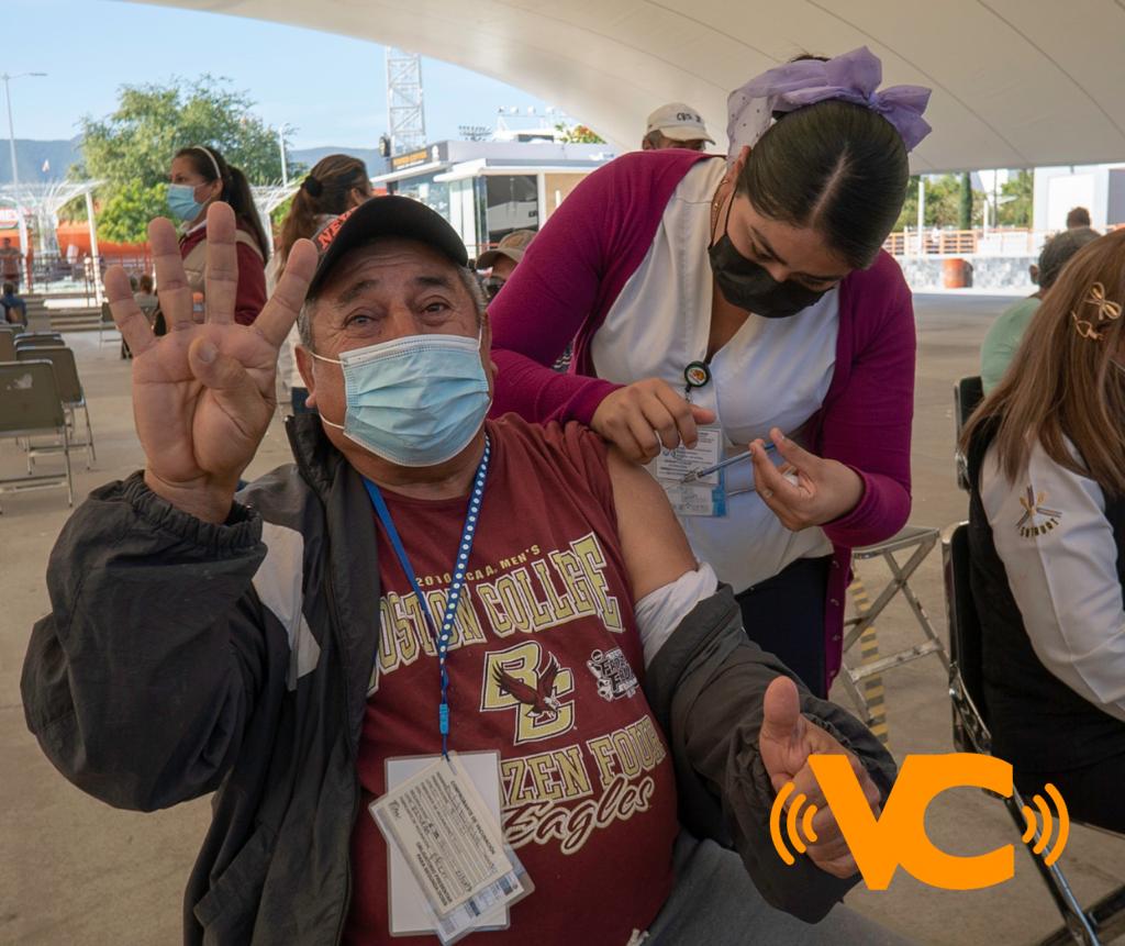 Aplican en Tamaulipas tercera dosis contra COVID-19 a 325 mil adultos mayores de 60 años