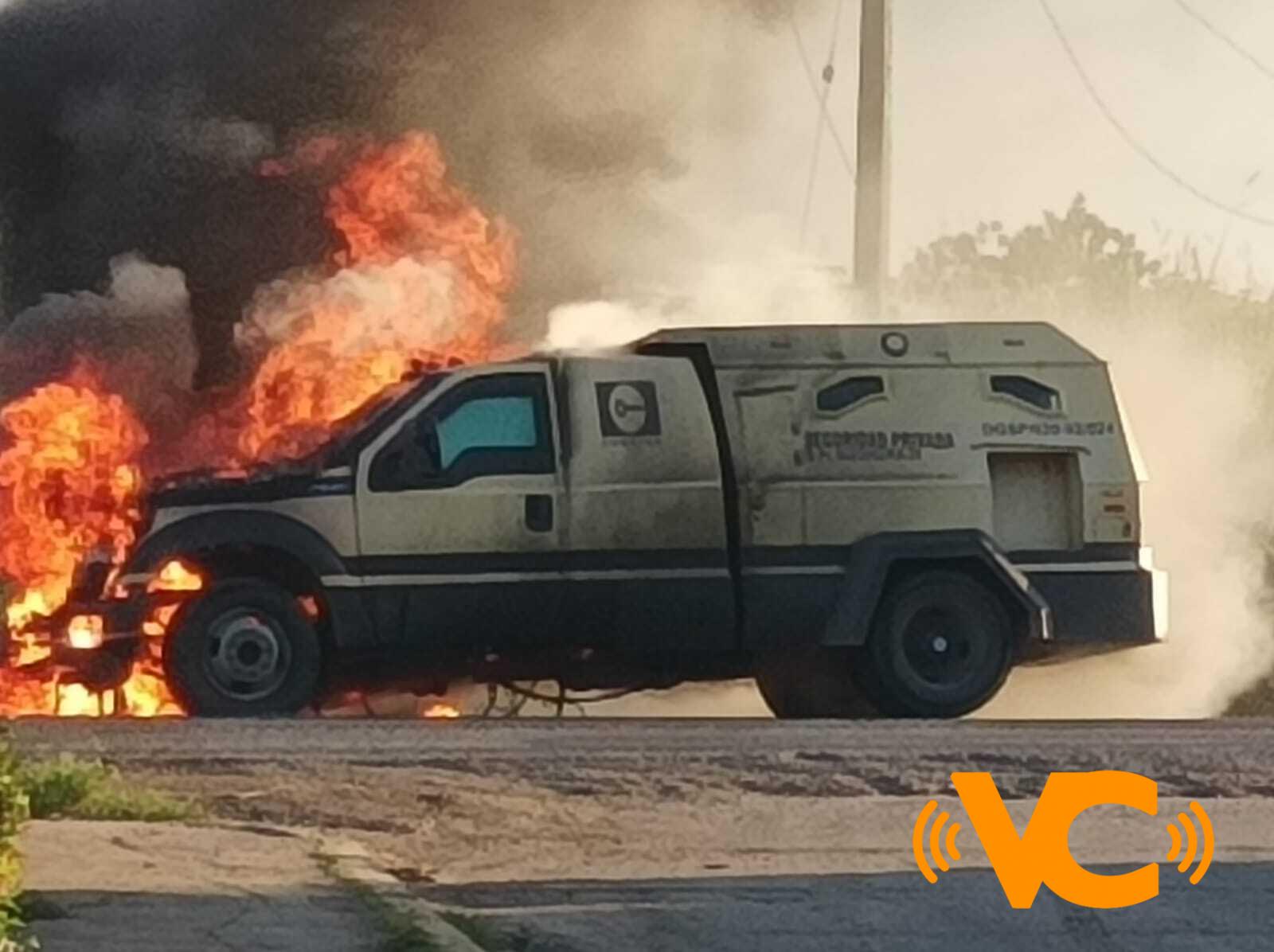 Se calcina camioneta de valores en la carretera Coatzacoalcos – Minatitlan Se calcina camioneta de valores en la carretera Coatzacoalcos – Minatitlan