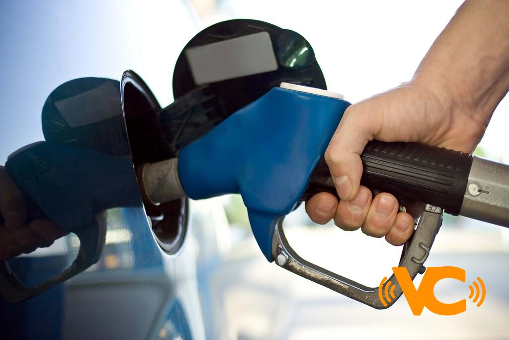 Las personas siguen prefiriendo los autos con motor de combustión interna y los híbridos sobre los eléctricos, según reporte Las personas siguen prefiriendo los autos con motor de combustión interna y los híbridos sobre los eléctricos, según reporte