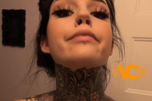 Modelo de Instagram muestra su cuerpo  tatuado antes y después de 10 años