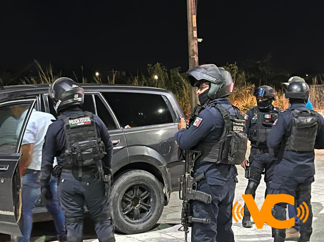 (VIDEO)Chocan vehículos foráneos en la zona de moteles al poniente de Coatzacoalcos