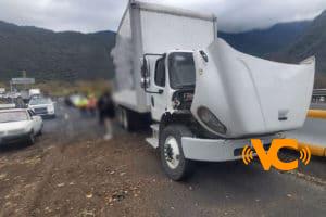 Se accidenta camión con 38 migrantes en Veracruz Se accidenta camión con 38 migrantes en Veracruz