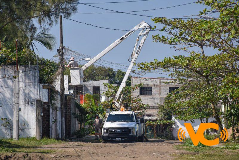 Iluminamos y rehabilitamos colonias de Coatzacoalcos