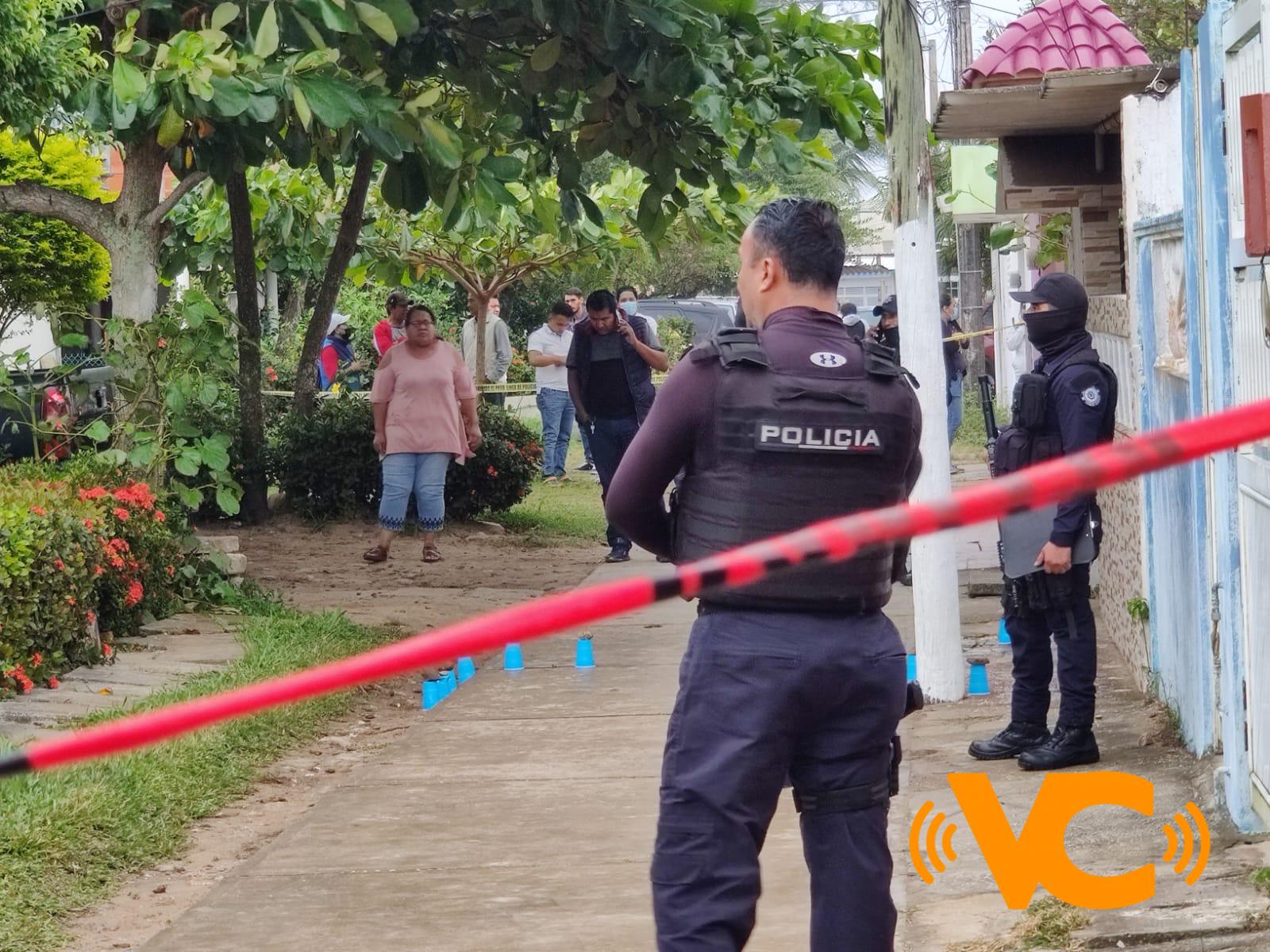 (VIDEO) ASESINAN a un SUJETO en la colonia EL TESORO de COATZACOALCOS: es el tercero del AÑO (VIDEO) ASESINAN a un SUJETO en la colonia EL TESORO de COATZACOALCOS: es el tercero del AÑO