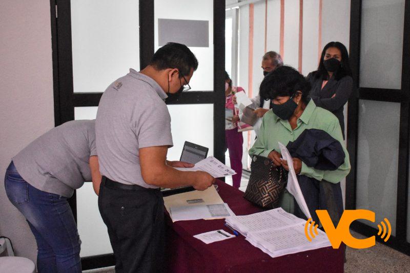 Reciben Maestros certeza jurídica con módulo itinerante Reciben Maestros certeza jurídica con módulo itinerante