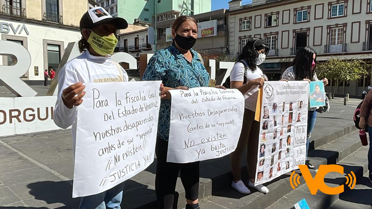 Denuncian que la fiscalía aún no desentierra restos humanos hallados cerca del extinto MIX en Xalapa