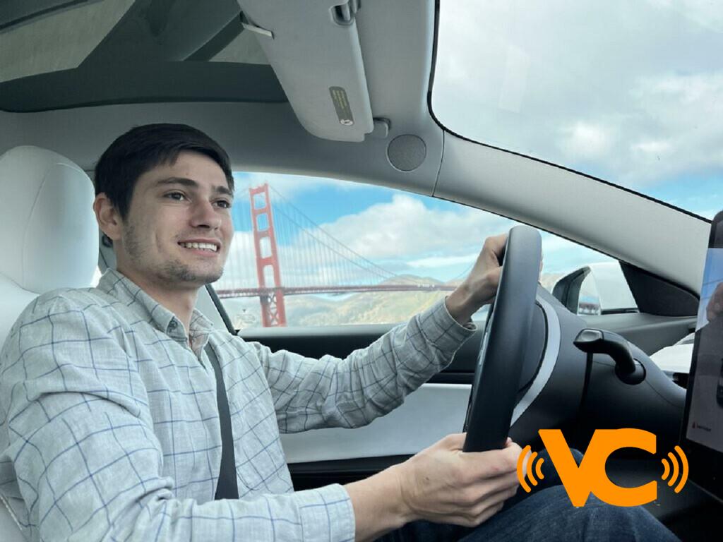 Un youtuber chocó mientras reseñaba la conducción autónoma del Model 3; lo despidieron de su trabajo… era empleado de Tesla Un youtuber chocó mientras reseñaba la conducción autónoma del Model 3; lo despidieron de su trabajo… era empleado de Tesla