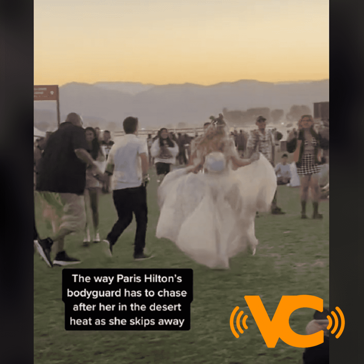 Guardaespaldas de Paris Hilton la persigue en festival de música y el video se vuelve viral en redes Guardaespaldas de Paris Hilton la persigue en festival de música y el video se vuelve viral en redes