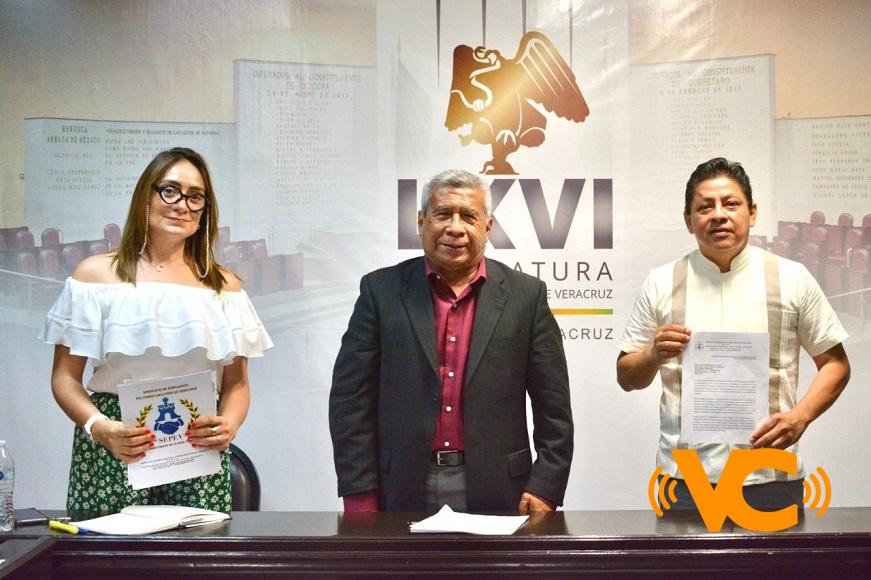 Recibe Diputado petición del Sindicato de Trabajadores del Poder Ejecutivo Recibe Diputado petición del Sindicato de Trabajadores del Poder Ejecutivo