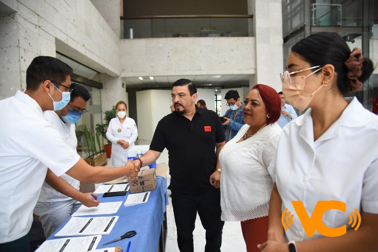 Realizan en el Congreso campaña de vacunación contra Covid-19 Realizan en el Congreso campaña de vacunación contra Covid-19