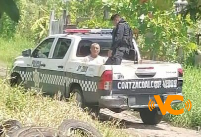Loco sujeto intentó agredir a su hijastro en la Ampliación Fertimex al sur de Coatzacoalcos Loco sujeto intentó agredir a su hijastro en la Ampliación Fertimex al sur de Coatzacoalcos