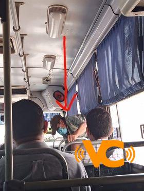 Joven es acosada por individuo desconocido en el transporte público de Coatzacoalcos . Joven es acosada por individuo desconocido en el transporte público de Coatzacoalcos .