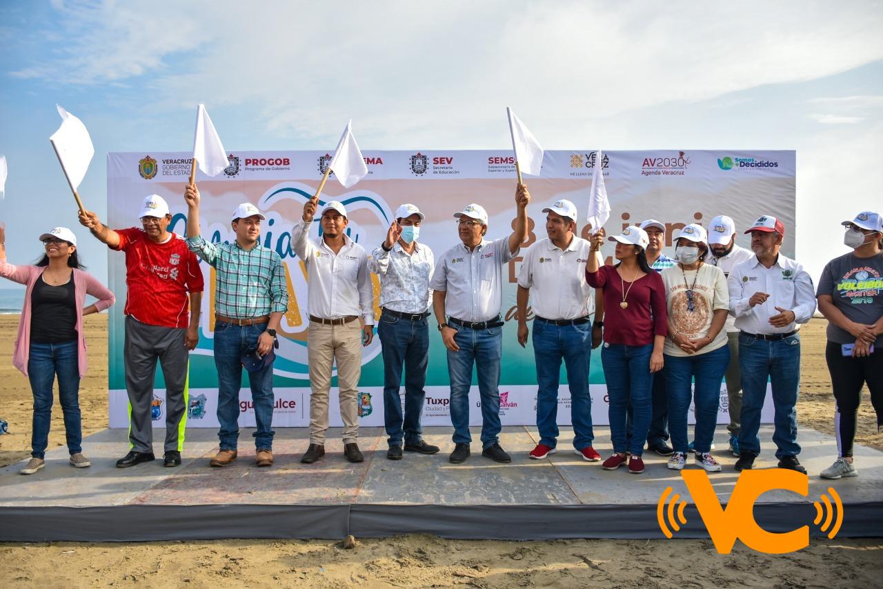 Se suma Coatzacoalcos a jornada estatal de limpieza de playas