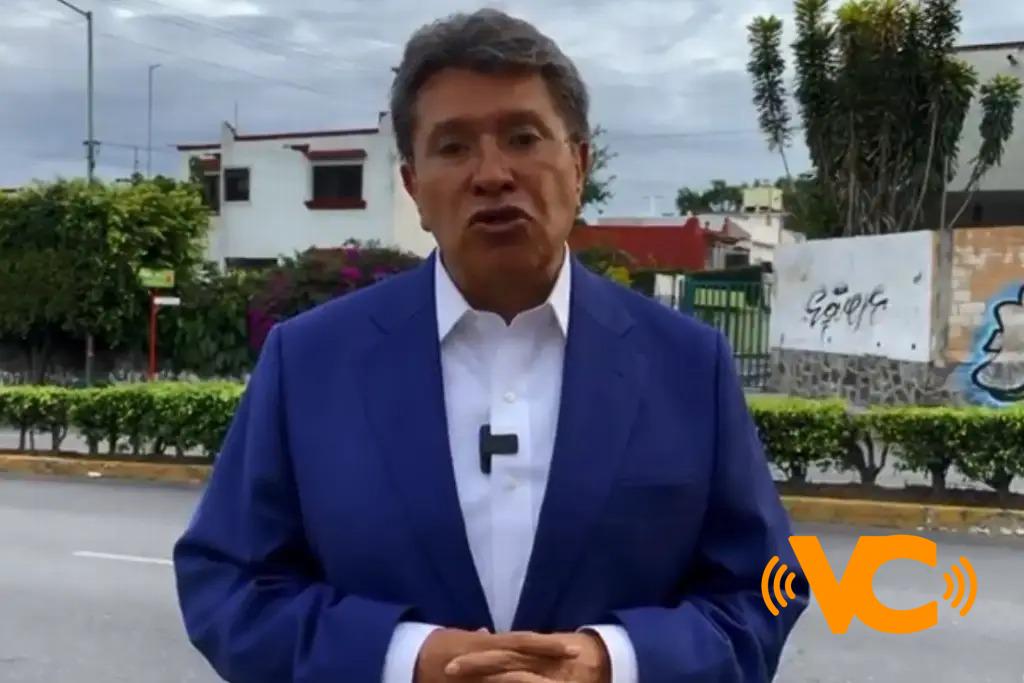 Monreal pide al PAN, PRI y PRD no paralizar procesos legislativos en el Senado.