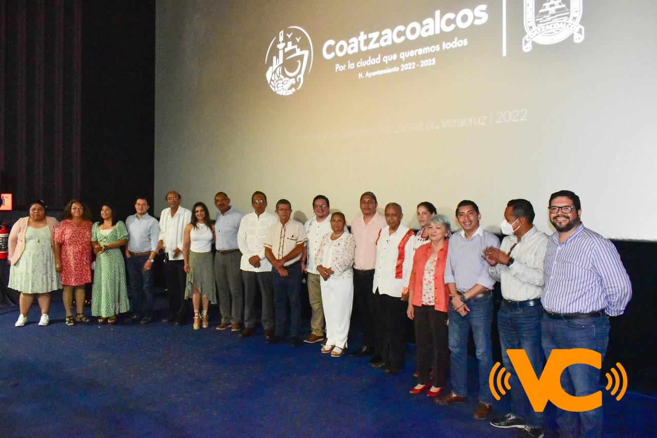 Presentan documental sobre Coatzacoalcos. Presentan documental sobre Coatzacoalcos.
