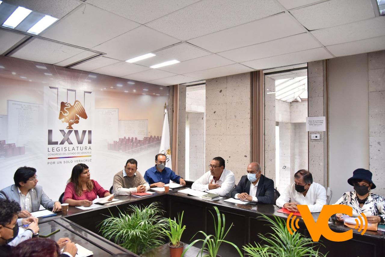 Respalda Diputada regularización de predios escolares de Emiliano Zapata Respalda Diputada regularización de predios escolares de Emiliano Zapata
