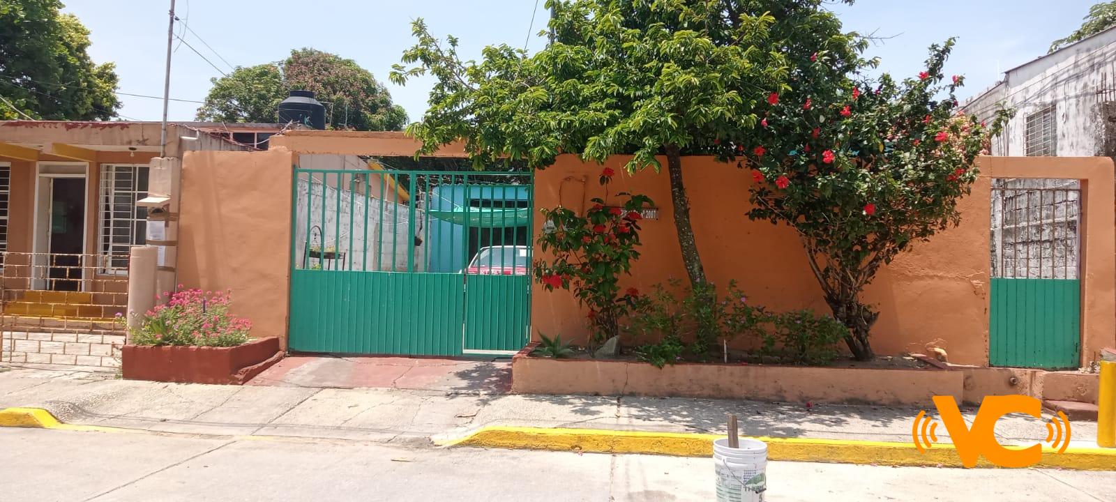 Sujetos desconocidos se llevan al chofer de taxi conocido como (EL JINETE). Sujetos desconocidos se llevan al chofer de taxi conocido como (EL JINETE).