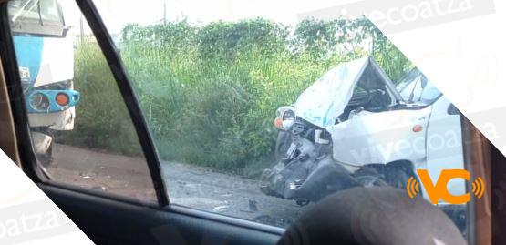 Aparatoso choque deja a 13 lesionados y miles de pesos en daños, en Coatzacoalcos Aparatoso choque deja a 13 lesionados y miles de pesos en daños, en Coatzacoalcos
