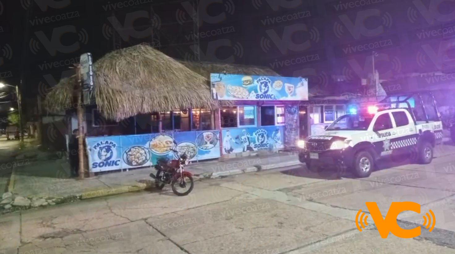 Reportan «megalevantón» a empleados de marisquería cerca del malecón de Coatzacoalcos Reportan «megalevantón» a empleados de marisquería cerca del malecón de Coatzacoalcos