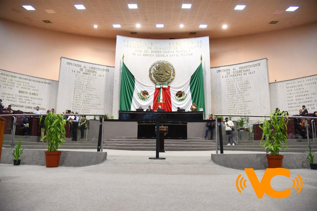 Aprueban el calendario de comparecencias para la Glosa del IV Informe de Gobierno Aprueban el calendario de comparecencias para la Glosa del IV Informe de Gobierno