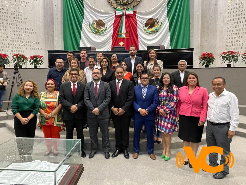 Insta Marco Martínez a SIOP a redoblar esfuerzos por más resultados por las y los veracruzanos Insta Marco Martínez a SIOP a redoblar esfuerzos por más resultados por las y los veracruzanos