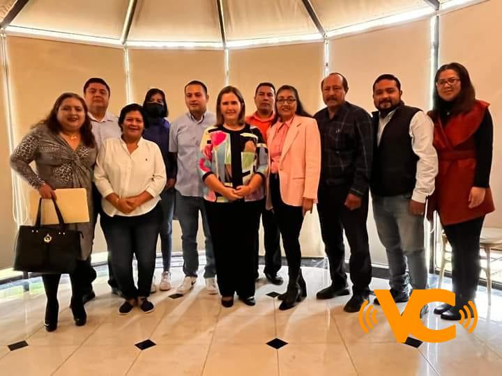 Atiende Eusebia Cortés a autoridades educativas del norte del estado en la regularización de planteles Atiende Eusebia Cortés a autoridades educativas del norte del estado en la regularización de planteles