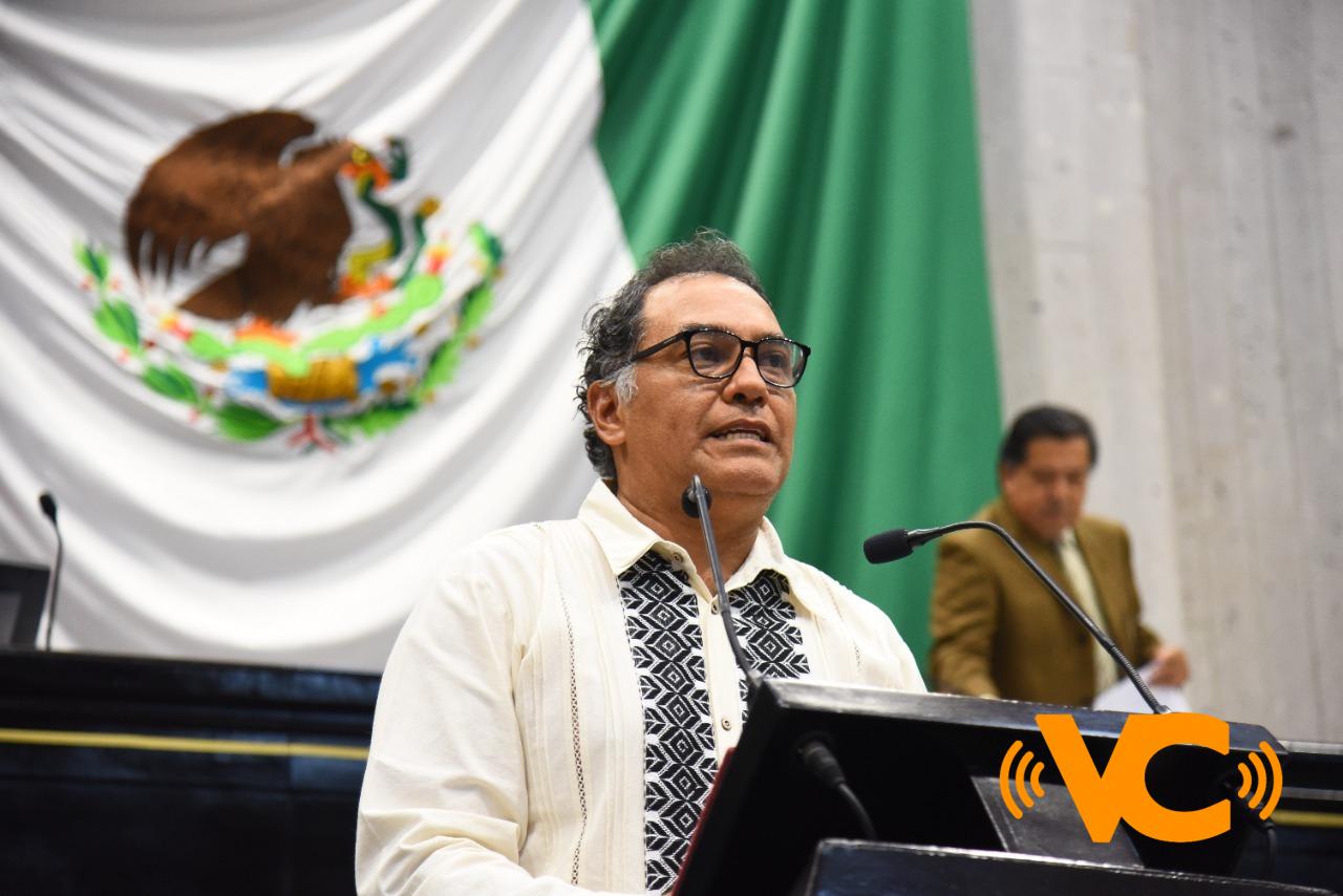 Presenta diputado iniciativa que garantiza defensa jurídica de pueblos originarios