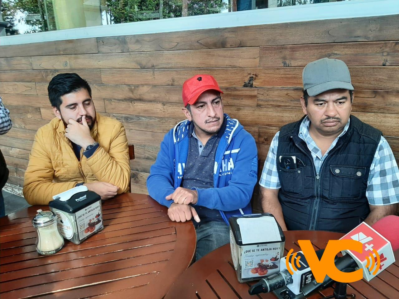 Taqueros niegan vender tacos con carne de perro en Xalapa; piden disculpa de usuaria que los acusó Taqueros niegan vender tacos con carne de perro en Xalapa; piden disculpa de usuaria que los acusó