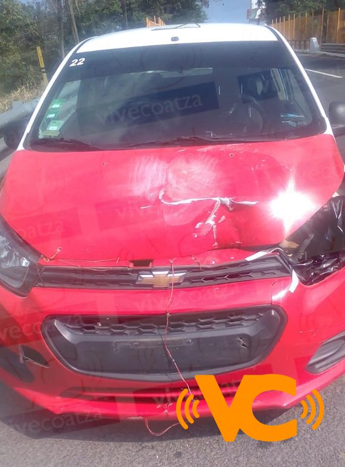 Dejaron abandonado taxi robado con violencia Dejaron abandonado taxi robado con violencia