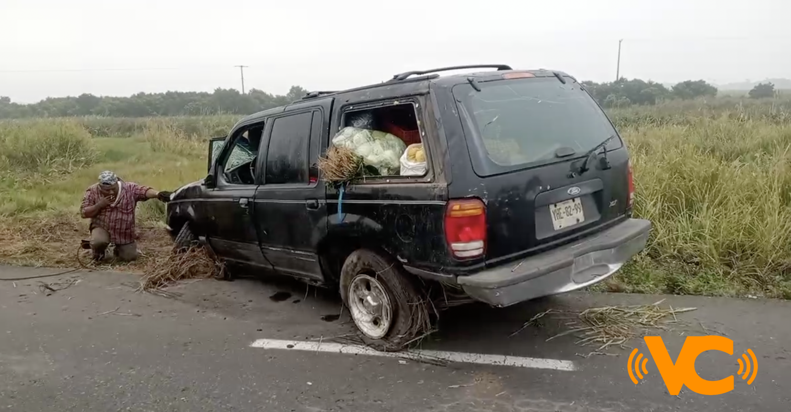 Más de seis vehículos sufren daños tras choque multitudinario en la carretera Coatza-Mina Más de seis vehículos sufren daños tras choque multitudinario en la carretera Coatza-Mina