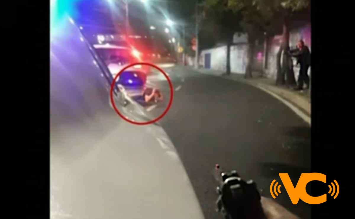 Secuestrador pidiendo alto al fuego y rindiéndose ante policías en balacera en Álvaro Obregón Secuestrador pidiendo alto al fuego y rindiéndose ante policías en balacera en Álvaro Obregón