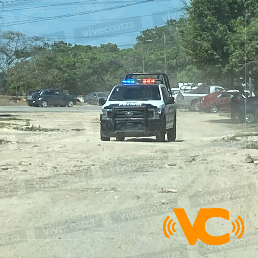 A balazos recuperan carro con reporte de robo en Minatitlán A balazos recuperan carro con reporte de robo en Minatitlán