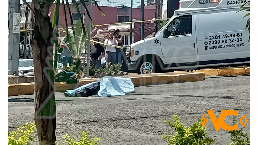 Urbanero atropella y priva de la vida a elemento del IPAX en Xalapa
