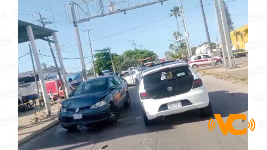 Choque en las afueras de Coatzacoalcos deja como saldo tres lesionados Choque en las afueras de Coatzacoalcos deja como saldo tres lesionados